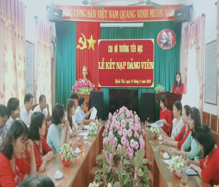 CHI BỘ TRƯỜNG TIỂU HỌC XÃ NGHĨA THÁI VỮNG VÀNG, TỰ TIN TIẾP BƯỚC DƯỚI CỜ ĐẢNG CHI BỘ TRƯỜNG TIỂU HỌC XÃ NGHĨA THÁI VỮNG VÀNG, TỰ TIN TIẾP BƯỚC DƯỚI CỜ ĐẢNG