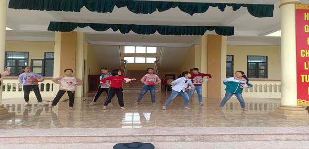 Tinh thần tháng Ba dành cho một nửa yêu thương Tinh thần tháng Ba dành cho một nửa yêu thương