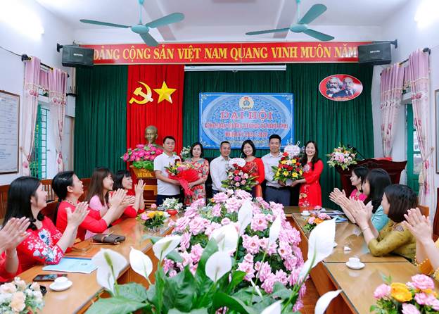 KỈ NIỆM NGÀY QUỐC TẾ PHỤ NỮ VÀ HƯỞNG ỨNG TUẦN LỄ ÁO DÀI VIỆT NAM KỈ NIỆM NGÀY QUỐC TẾ PHỤ NỮ VÀ HƯỞNG ỨNG TUẦN LỄ ÁO DÀI VIỆT NAM