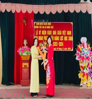 LIÊN HOAN PHÁT TRIỂN NĂNG LỰC HỌC SINH CHÀO MỪNG KỈ NIỆM 41 NĂM NGÀY NHÀ GIÁO VIỆT NAM Ỏ TRƯỜNG TIỂU HỌC XÃ NGHĨA THÁI LIÊN HOAN PHÁT TRIỂN NĂNG LỰC HỌC SINH CHÀO MỪNG KỈ NIỆM 41 NĂM NGÀY NHÀ GIÁO VIỆT NAM Ỏ TRƯỜNG TIỂU HỌC XÃ NGHĨA THÁI